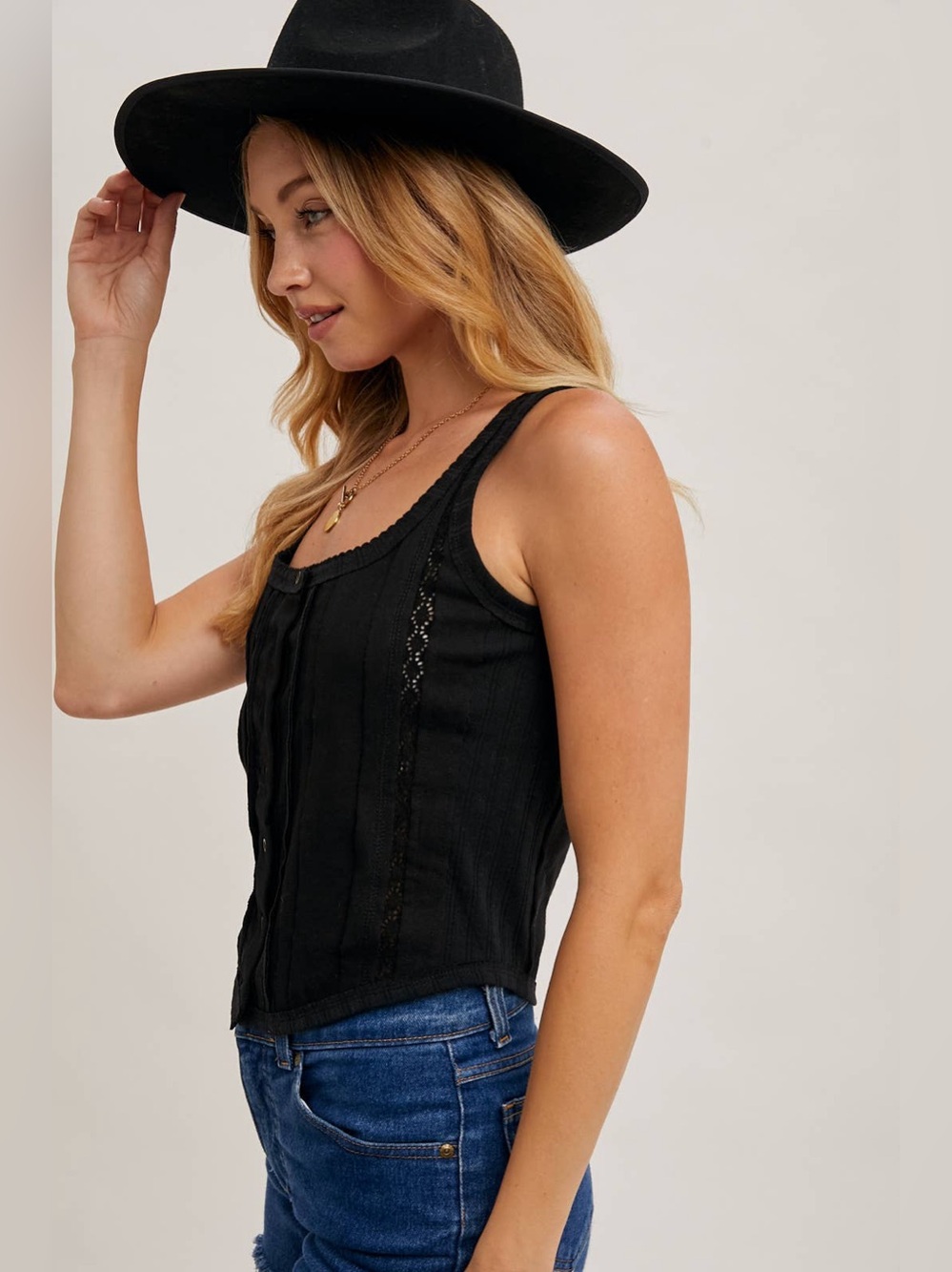 Bluivy Black Button-Front Ribbed Tank Size Medium - Picture 9 of 10